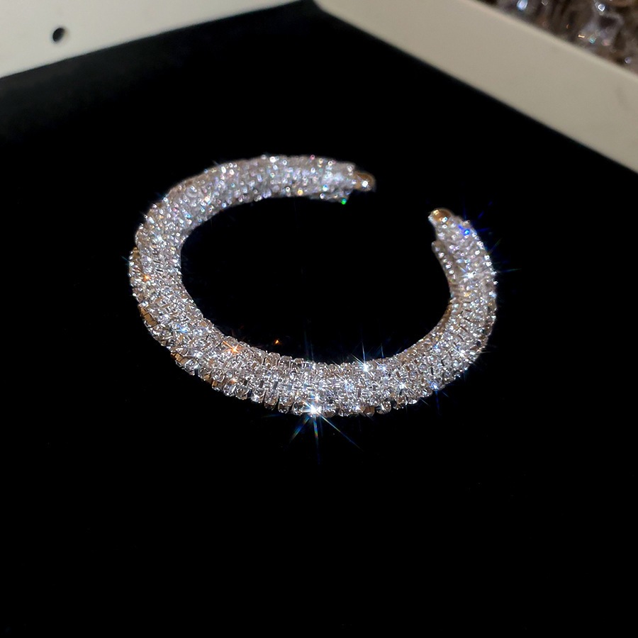 57 # Brazalete - Plata