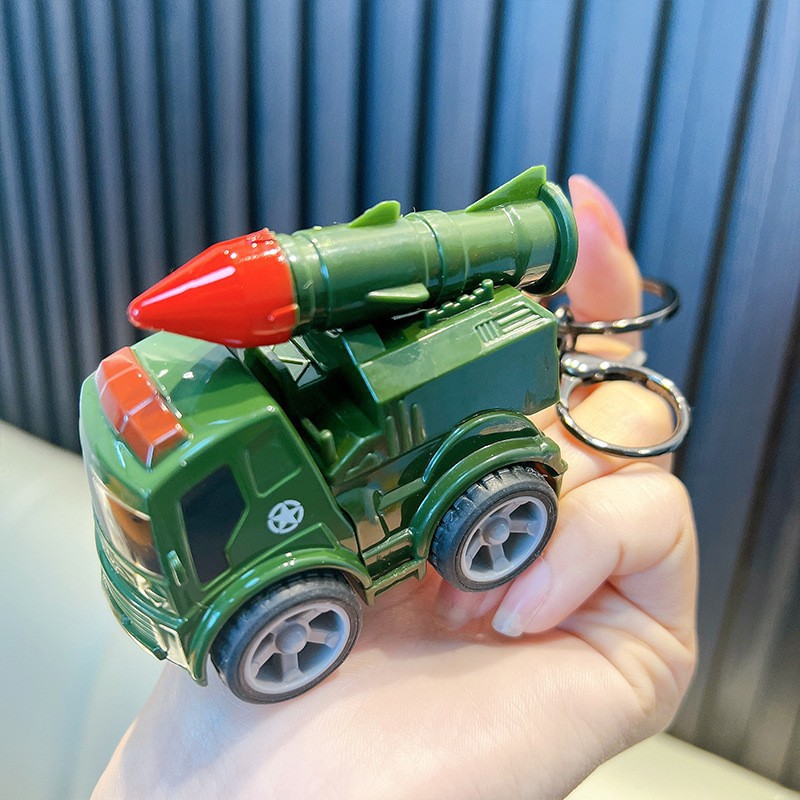 Aleación combinación Jeep Tire hacia atrás modelo de coche llavero bicicleta colgante creativo motocicleta bolsa llavero