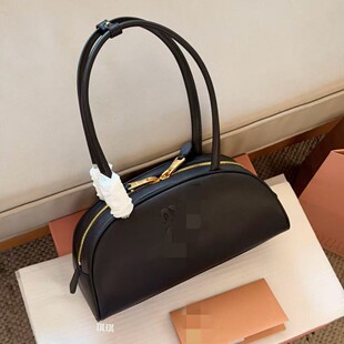 ��MIU���ﶬ��Ӱ�A�����°����s����Ů���μ�б��ؐ�������羳