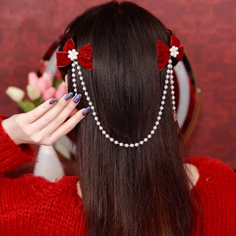 Red hair accessory with tassels pearl with bow