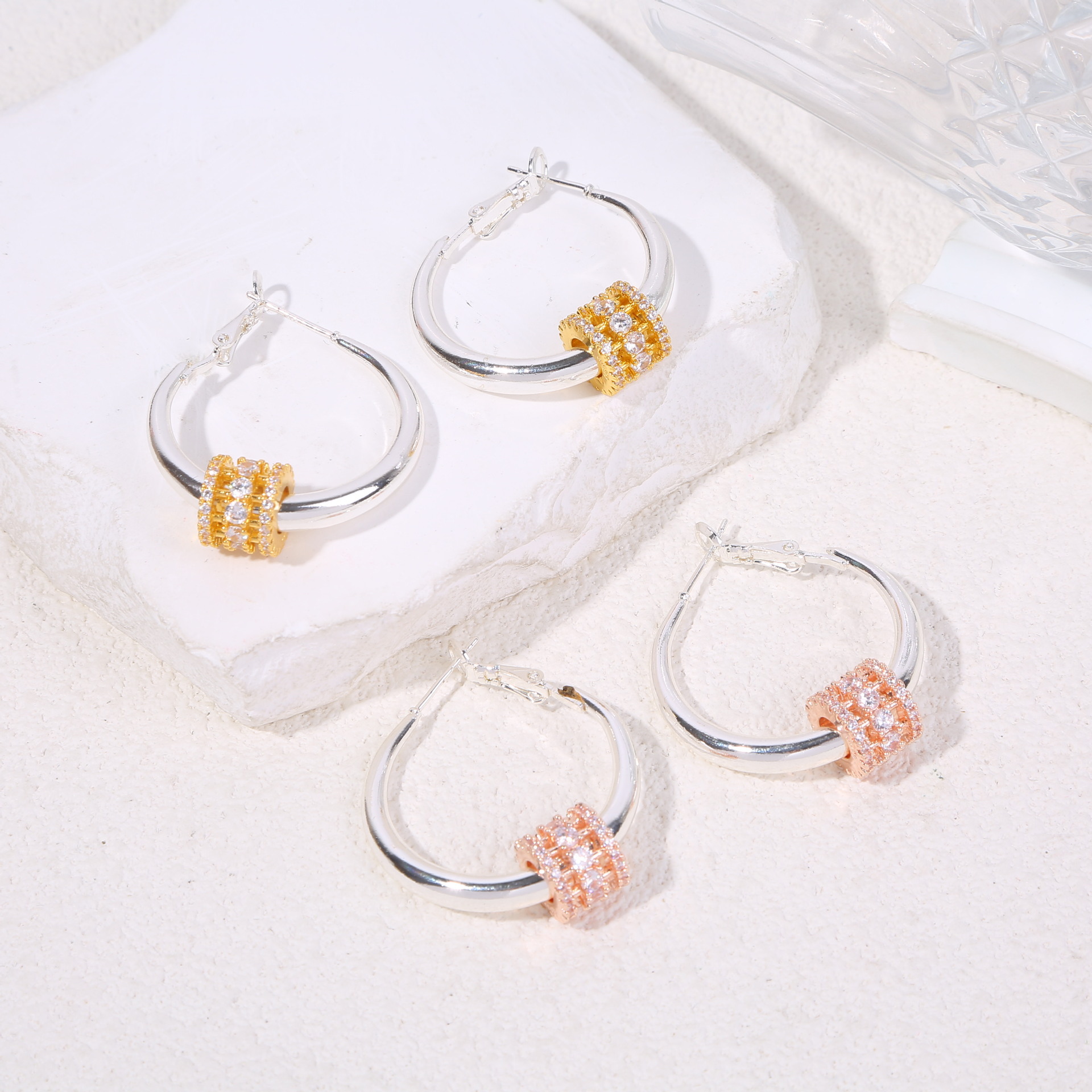 Slim Waist Earrings, Light Luxury, High-End Feel, Niche Design, Feminine Earrings, Popular Earrings, Women's Fashion Versatile Pendant