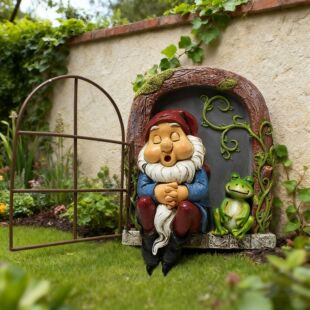 Cross-Border Sleeping Dwarf and Frog Wall Hangings, Creative Outdoor Garden Figurines, Tree Hanging Resin Ornaments