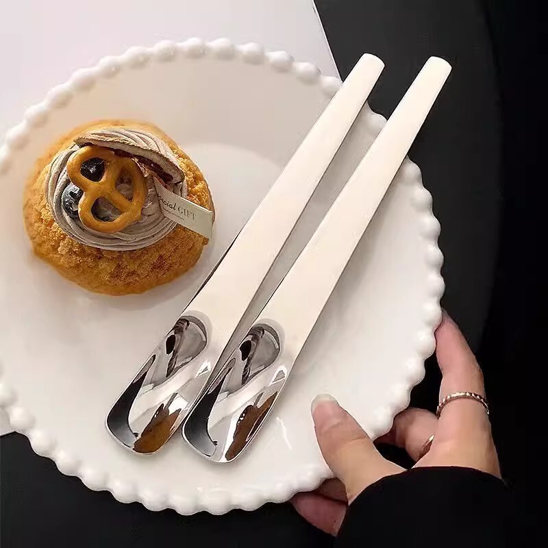 Stainless Steel Dessert Spoon Eating Cake Spoon High Color Value Flat Head Exquisite Yogurt Square Head Internet Popular Ins Coffee Ice Cream Spoon
