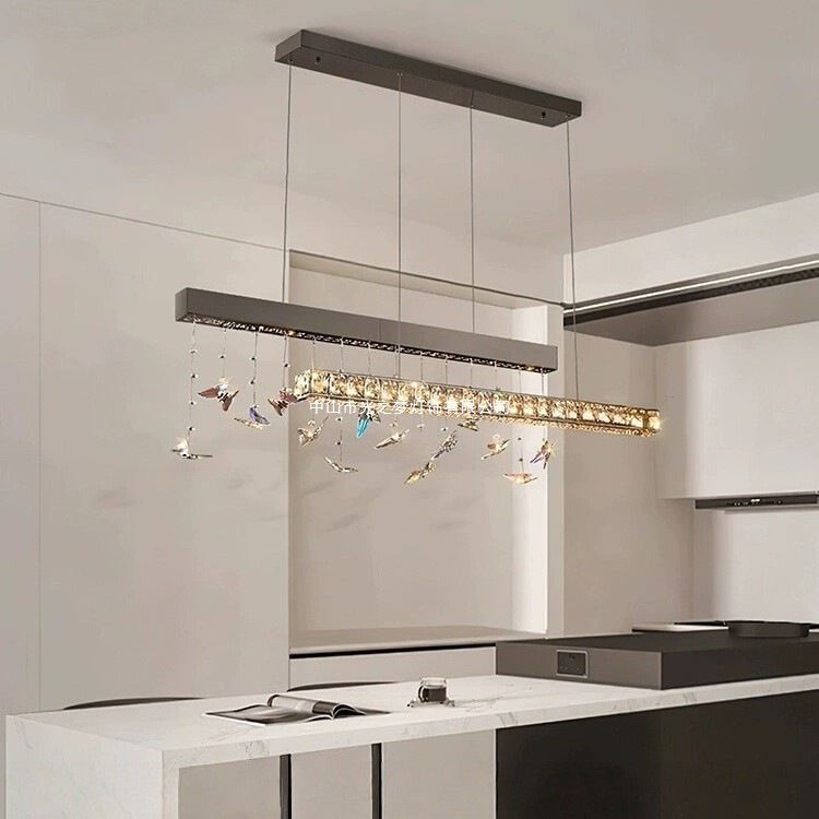 意式轻奢长条一字吊灯设计师款水晶蝴蝶灯大气吧台前台灯具