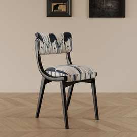 中古风餐椅家用北欧白蜡木实木靠背椅法式复古设计师化妆椅子意式