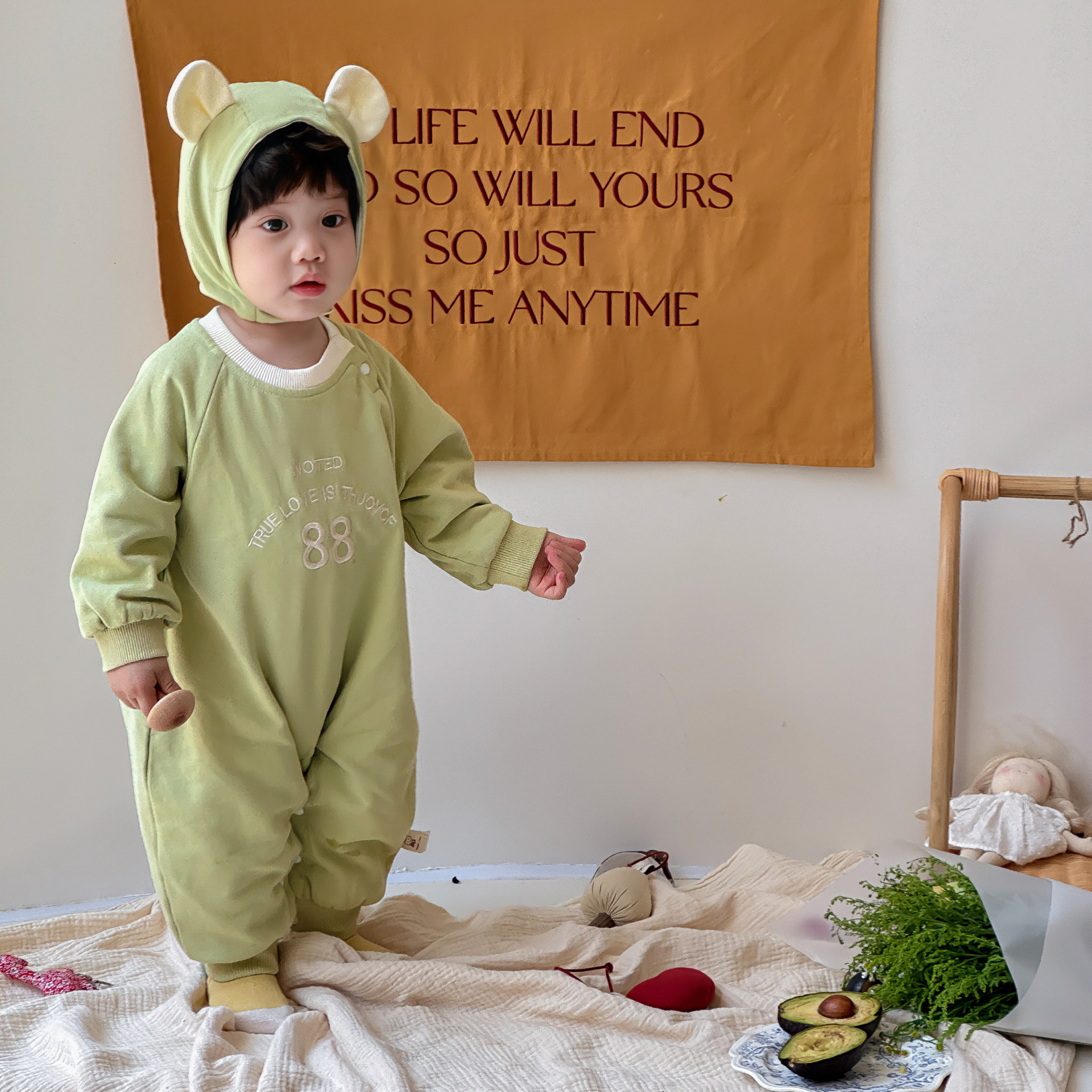 Ropa para niños coreanos 2025 ropa de primavera mono de 0-2 años mampara bebé con gorra, bebé desmontable, mampara de hermano y hermana