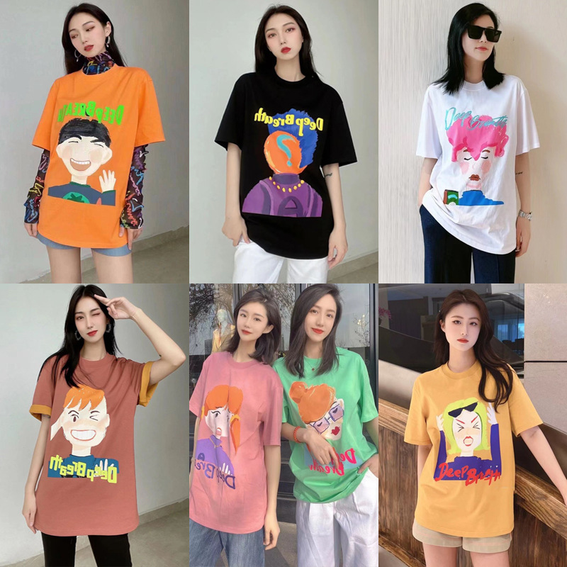 Áo thun nữ cotton dáng rộng in hình chân dung tay ngắn — Màu đen