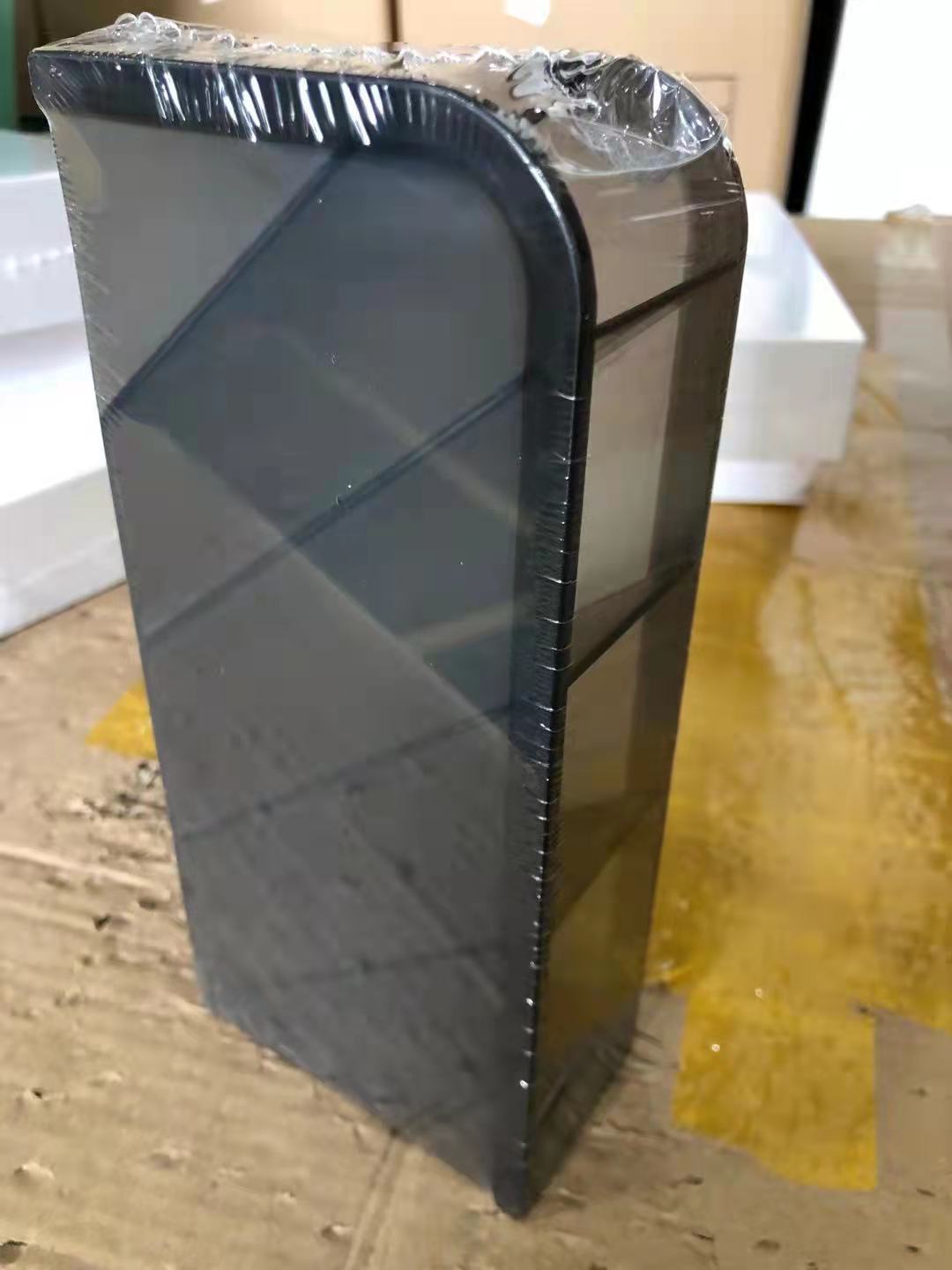 Organizador de escritorio para lápices con divisores inclinados 