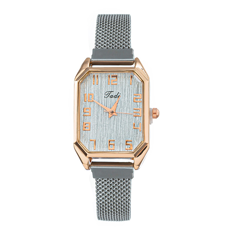 New Trendy and Minimalist Digital Time Classic Alloy Magnet Buckle Quartz Women's Watch_voghion.com