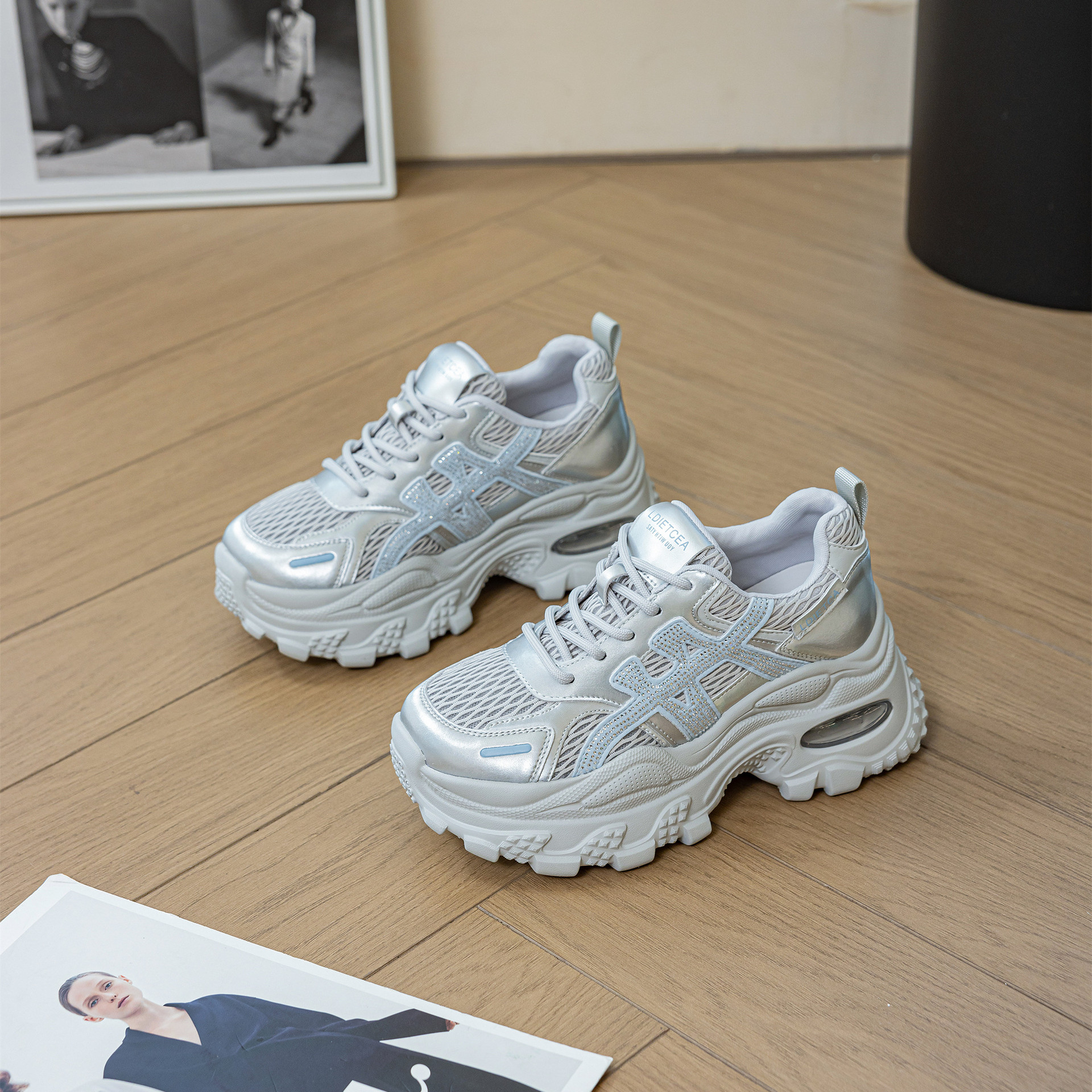 회색 파란색