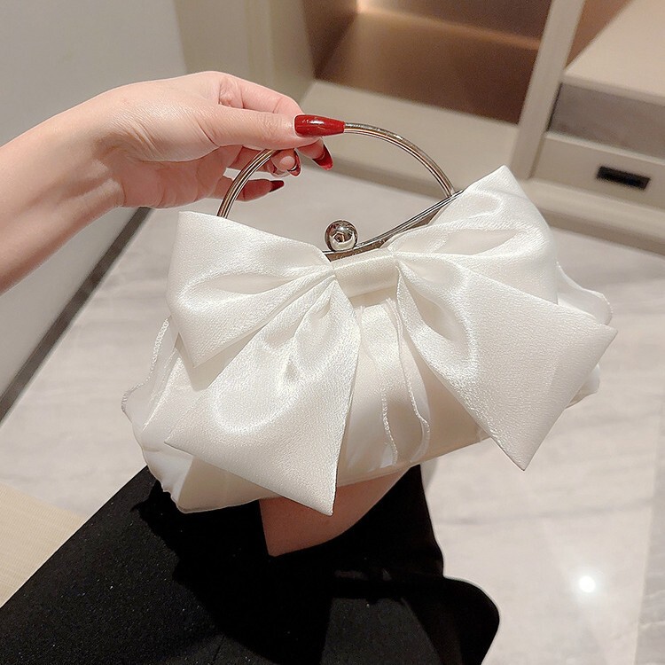 Cross-border Hot Selling White Wedding Bag Banquet Handbag Fairy Bag Dinner Hand Bag High-grade Gift Bag Chain Bag