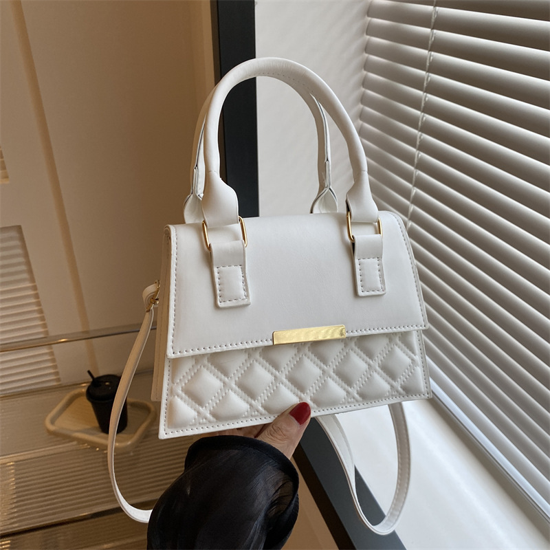 Diseño francés sentido nicho bolsa de moda de las mujeres ins textura de moda portátil cuadrado pequeño bolso personalizado bolsa de mensajero