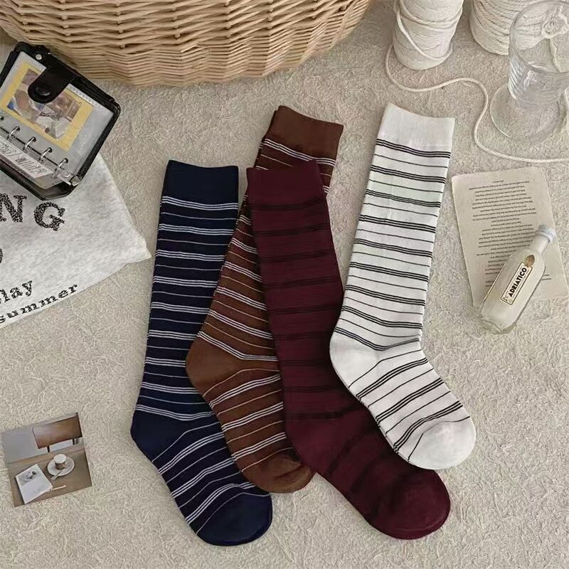 Calf-Length Socks, Knee-High Women's Socks, Spring and Autumn Warm Versatile Long Socks, Slight Compression, Slimming Striped Layered College-Style Women's Socks Calf-Length Socks, Knee-High Women's Socks, Spring and Autumn Warm Versatile Long Socks, Slight Compression, Slimming Striped Layered College-Style Women's Socks
