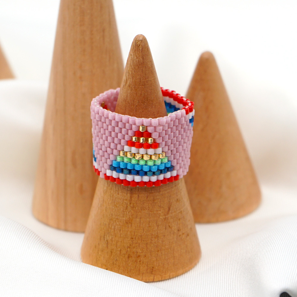 Fashion Hand-woven Beaded Pink Rainbow Ring display picture 3