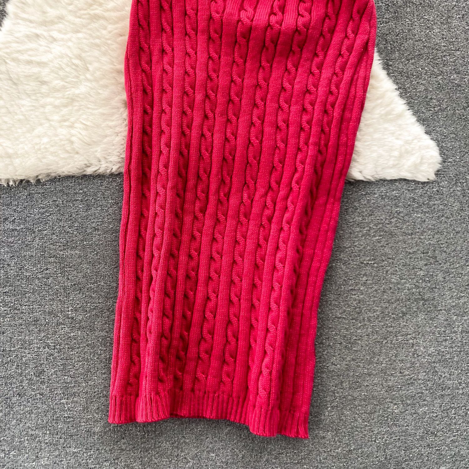 Vêtements pour femmes lâche décontracté pull en tricot torsadé jupe costume automne et hiver doux style paresseux pull en tricot vêtements pour femmes costume deux pièces_voghion.com
