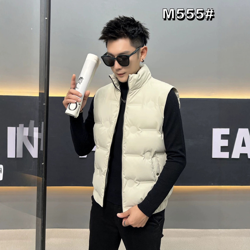 Fashionable Casual down Vest for Men, Autumn and Winter, Stand Collar, Embossed Short Style, Trendy Outdoor Versatile Cold-Proof Warm Vest Fashionable Casual down Vest for Men, Autumn and Winter, Stand Collar, Embossed Short Style, Trendy Outdoor Versatile Cold-Proof Warm Vest