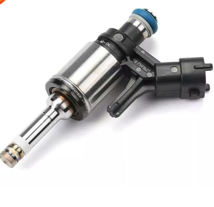 In stock 0261500073 car fuel injector suitable for Peugeot Citroën