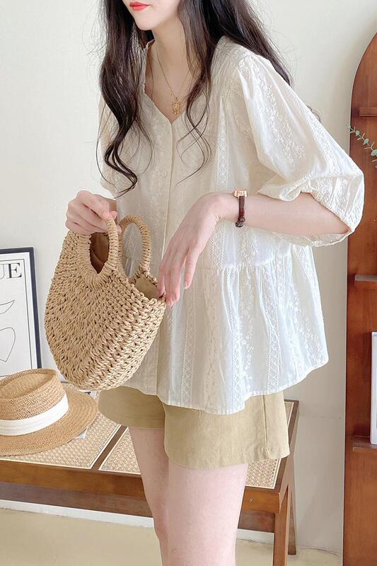 White Shirt for Women, Summer 2026 New Korean Style, Sweet V-Neck, Lantern Sleeve, Doll Shirt Top White Shirt for Women, Summer 2026 New Korean Style, Sweet V-Neck, Lantern Sleeve, Doll Shirt Top