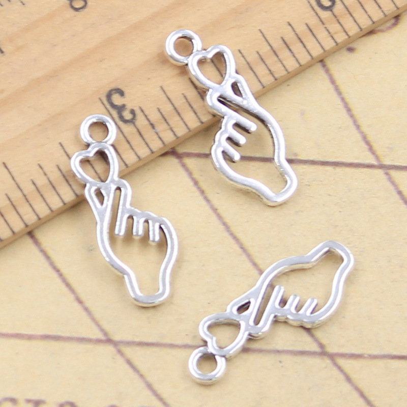 Ancient Silver Heart DIY Jewelry Accessories Pendant Charm Necklace Bracelet Pendant Ancient Silver Heart DIY Jewelry Accessories Pendant Charm Necklace Bracelet Pendant