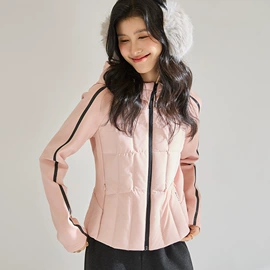 连衣裙;其他短外套;女式毛呢外套