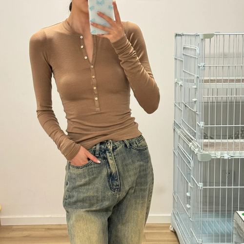 Moses Queen Semi-Open Collar Slim Fit T-shirt Women's Autumn/Winter Long Sleeve Top Reveals Bust Large Base Shirt