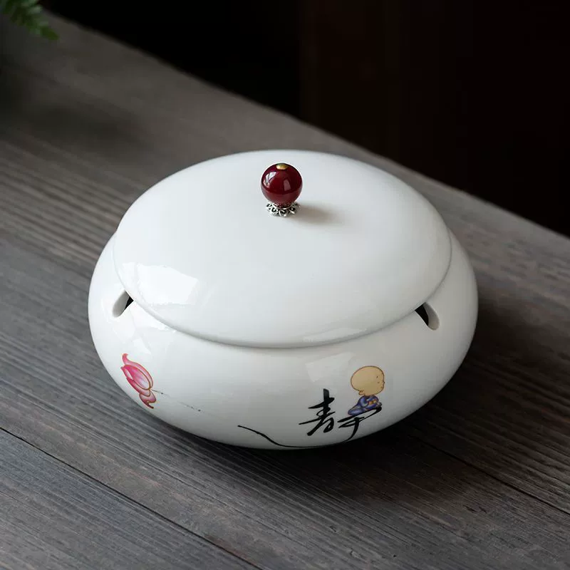 Big creative fashionable windproof trend ashtray for office
