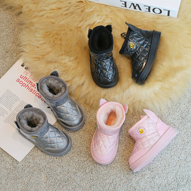 Детские снежные сапоги зимние новые мальчики водонепроницаемые утолщенные хлопчатобумажные туфли мягкие подошвы для девочек бархатные теплые детские хлопчатобумажные сапоги