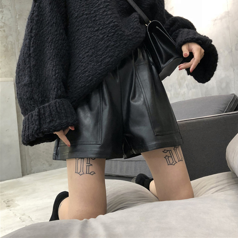 Maternity wear: New autumn and winter maternity PU leather pants, casual, simple, versatile bootcut pants, loose wide-leg shorts Maternity wear: New autumn and winter maternity PU leather pants, casual, simple, versatile bootcut pants, loose wide-leg shorts