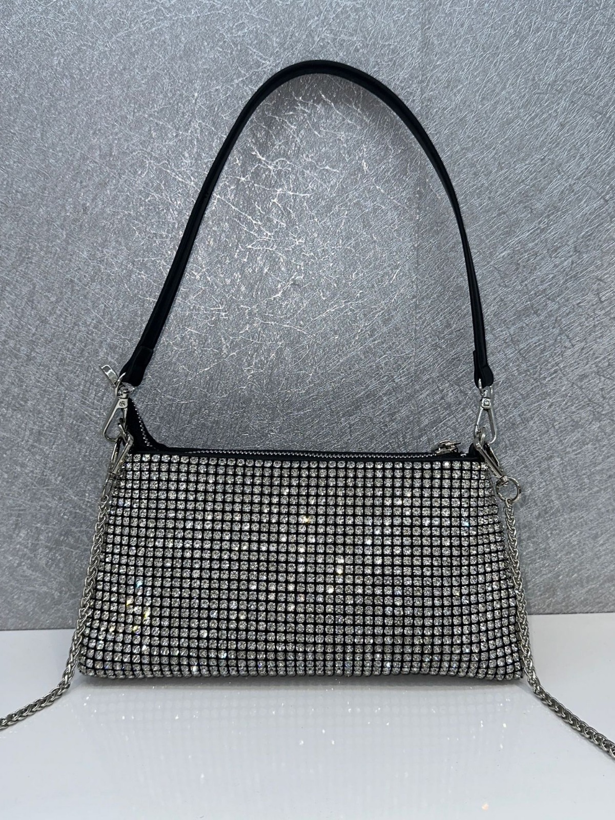 大王水ドリルのカバンの女性2024の新型の晩餐のカバンのフルドリルの手はわきの下のカバンを持ってダイヤモンドの高級感を入れます。