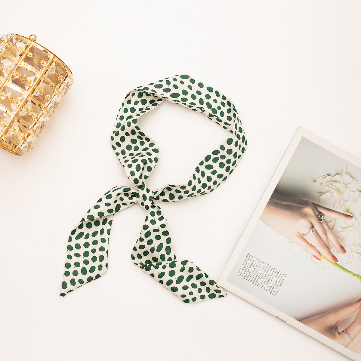 【폴카 도트 시리즈●그린 스타일 1] 실크 스카프 1개
