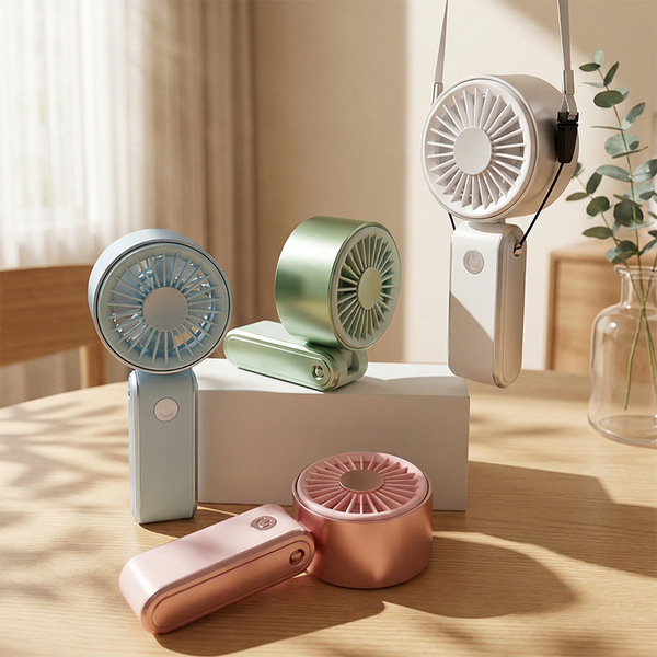 Small handheld air fan
