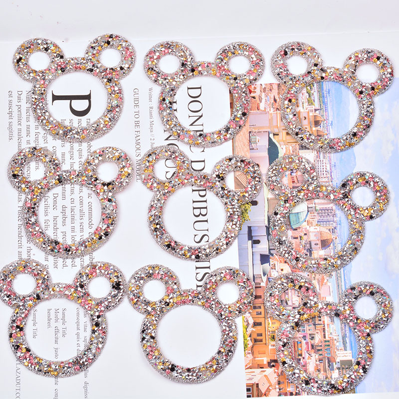 컷 아웃 미키 헤드