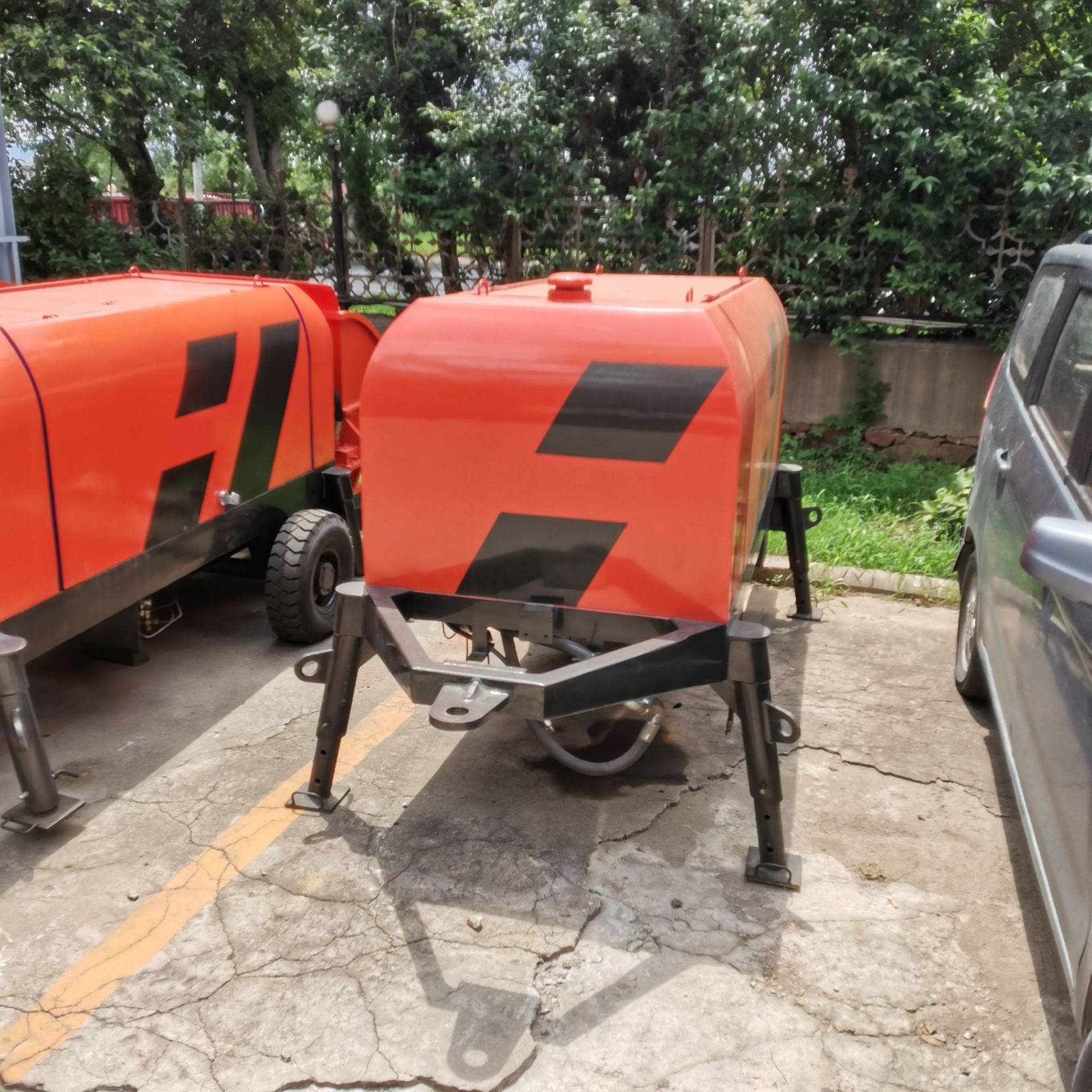 水泥喷浆泵 混凝土喷湿机 泵机 地泵 抹墙机混凝土机械20188888科