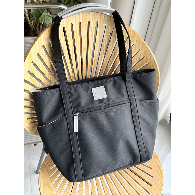Large-Capacity Ultra-Lightweight Shoulder Tote Bag 2025 New Student Commuter Handbag Casual Waterproof Oxford Cloth Bag