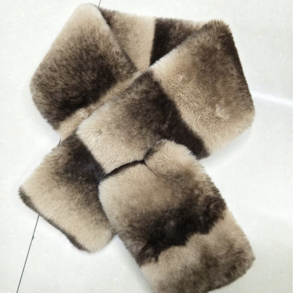 Imitation chinchilla blue and purple neck warmer, faux fur scarf, double-sided thickened scarf for autumn and winter, faux fur collar