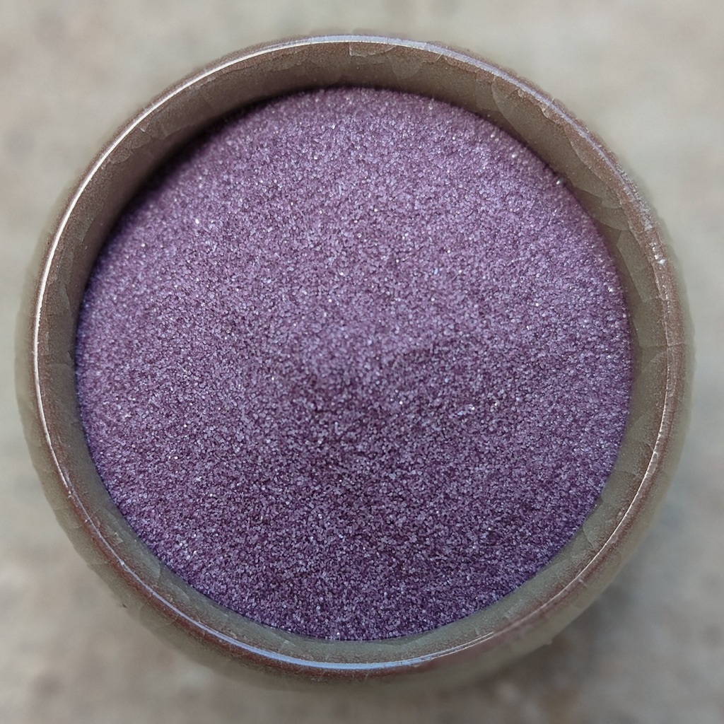 Une centaine de fleurs violettes en bouteille 35 grammes