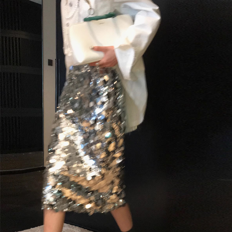 Jin Qian Sequin Skirt Women's Winter New High Waist Slimming Design Niche Midi Straight Skirt 2025