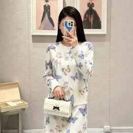 26夏季轻奢女装印染针织开衫宽松透气薄款外搭显瘦文艺风百搭上衣