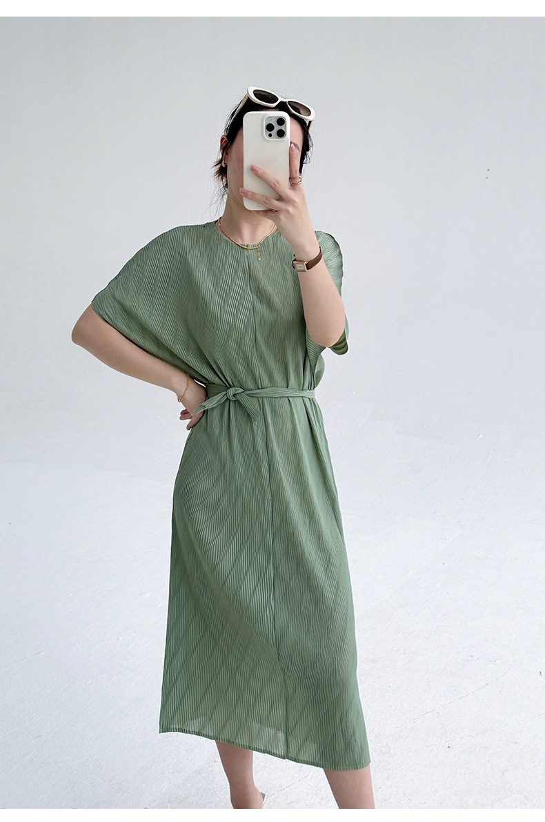 Váy liền thắt eo họa tiết xếp ly cổ tròn thanh lịch — Màu đen chi tiết 6