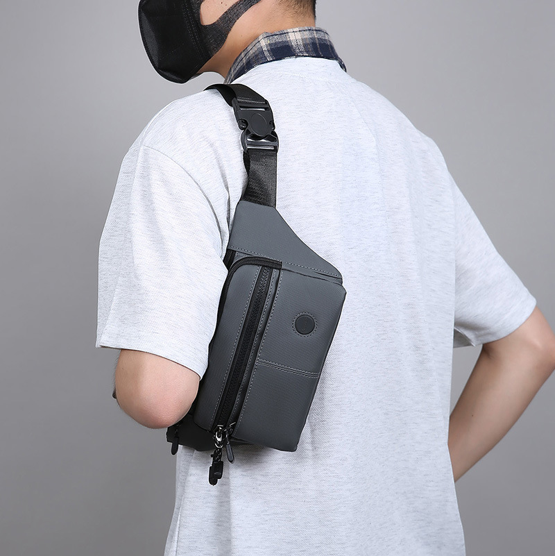 Riñonera para hombre, bolso de hombro simple nuevo portátil de moda, bolso de pecho de tendencia casual de todo fósforo, bolso de mensajero de almacenamiento multicapa