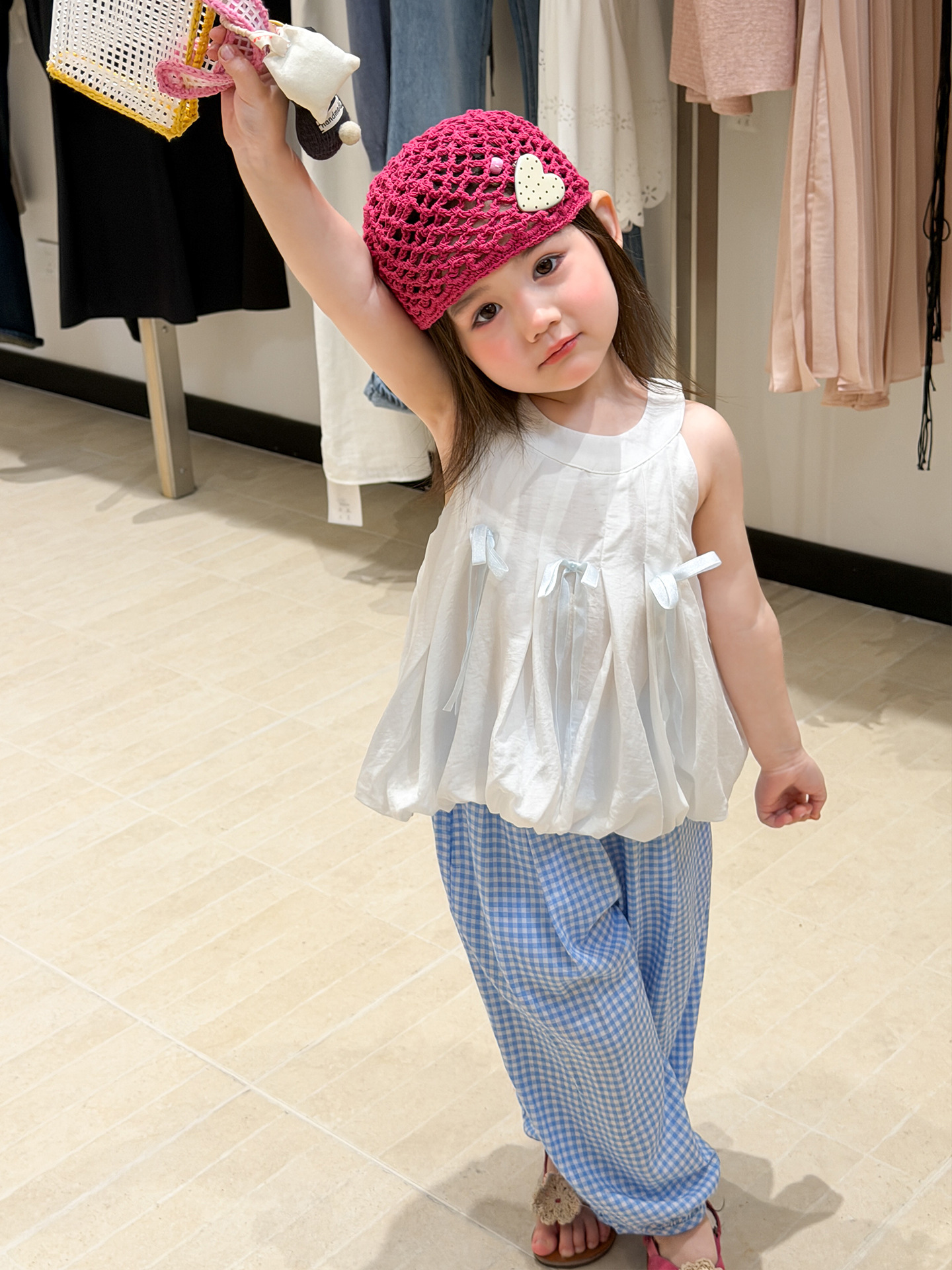 Sugar Pear ropa infantil chaleco de verano delgado 2026 ropa de niños de aire extranjero bebé sin mangas brotes de flores chaqueta