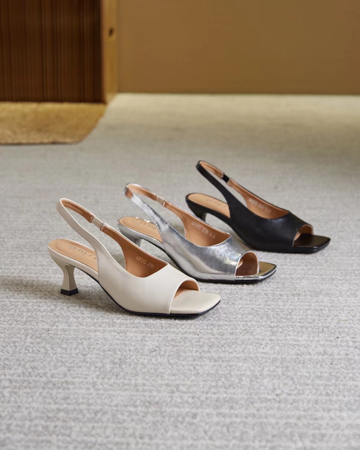 Sandal cao gót nữ mũi nhọn quai ngang da thật, gót trung bình, đế mềm hở gót — đen chi tiết 9