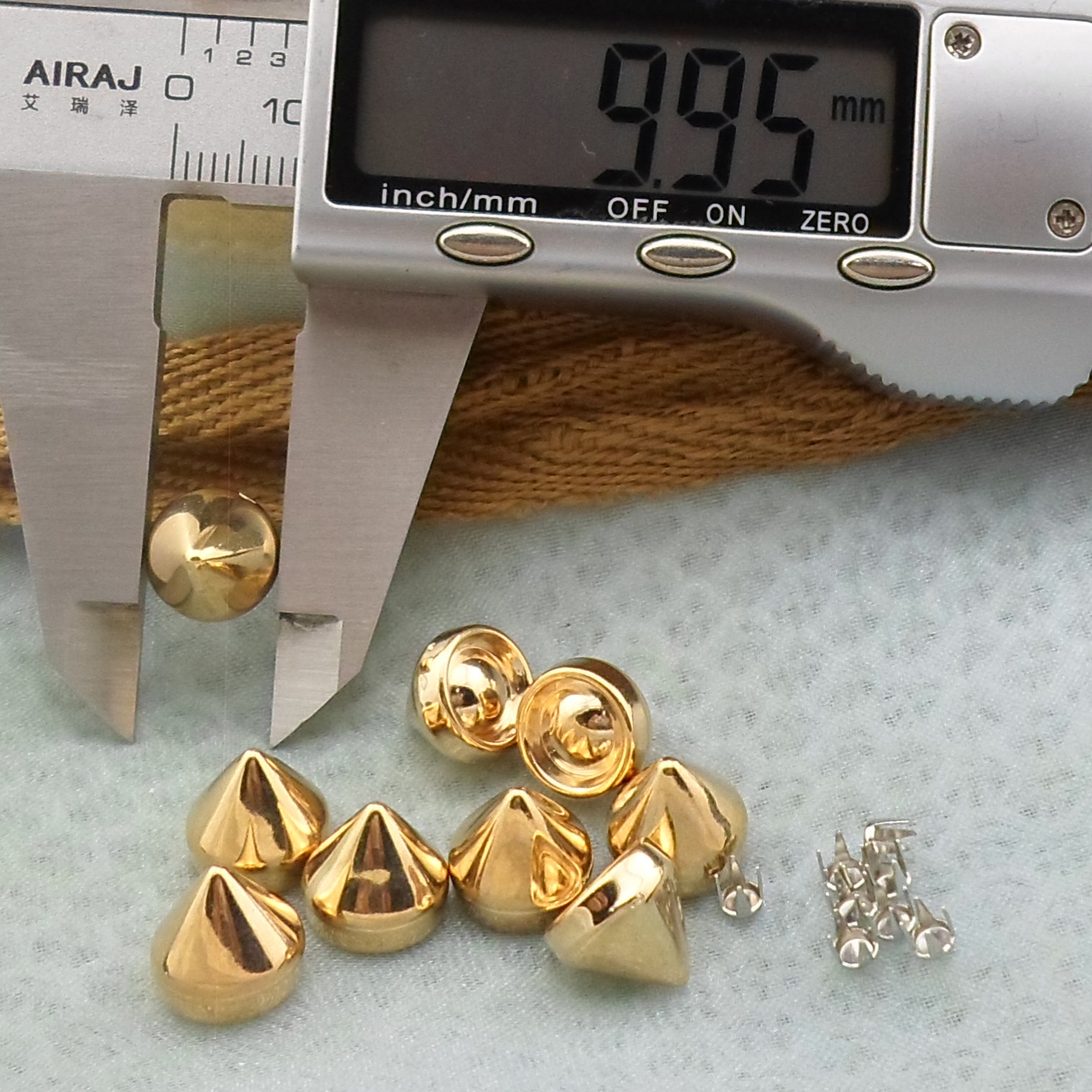 （塑料）10×9MM高塑料圆锥铆钉 子弹头无孔手机壳尖钉 塑料铆钉