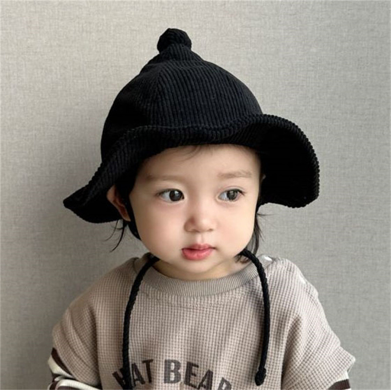 Sombrero de bebé primavera y otoño para niños pescador sombrero de color sólido sombrero para bebés estilo exterior nuevo hombre y mujer estilo universal otoño y invierno