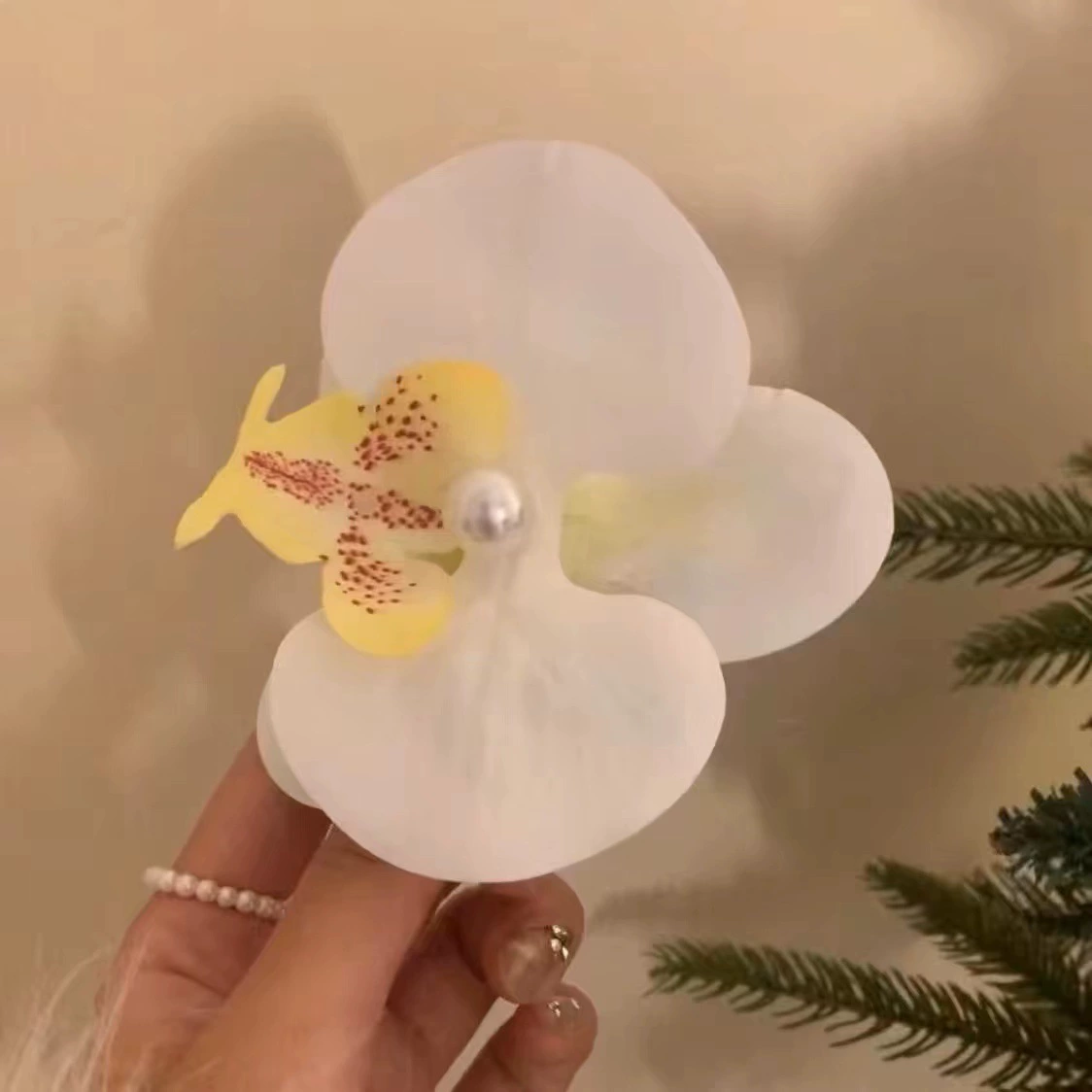 Заколка для волос Phalaenopsis орхидея, боковая короносная заколка с жемчужиной в центре, многоцветная флористическая аксессуар