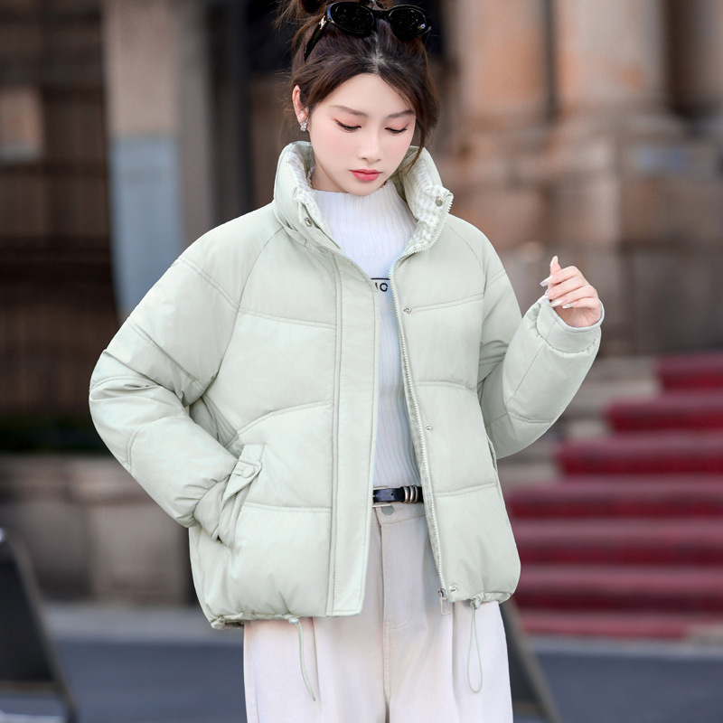 Sombrero desmontable ropa de algodón corta de invierno de mujeres 2025 nuevo algodón ropa de algodón gruesa calentamiento chaqueta de algodón de moda coreana de mujer