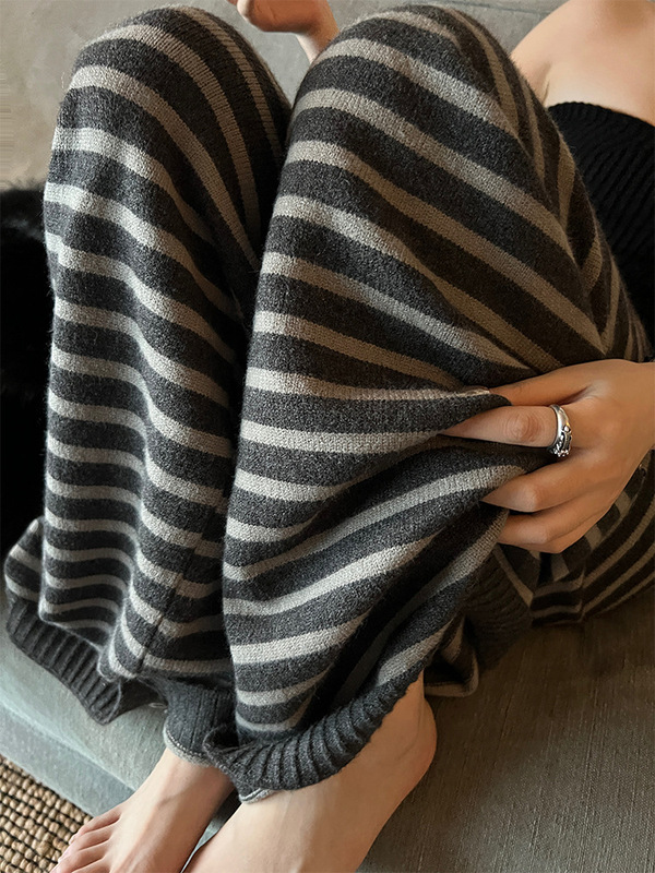 superniniyy 本期心头好厚实暖暖条纹毛线裤慵懒舒适针织休闲裤女|undefined