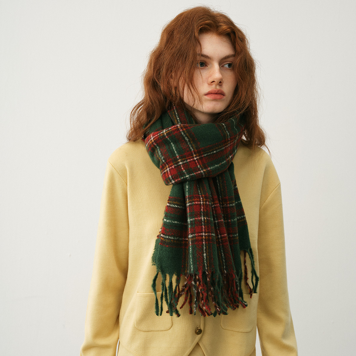 Designer vintage classic red-green faux cashmere Christmas plaid fringe scarf Women's Winter soft extra neck scarf_voghion.com