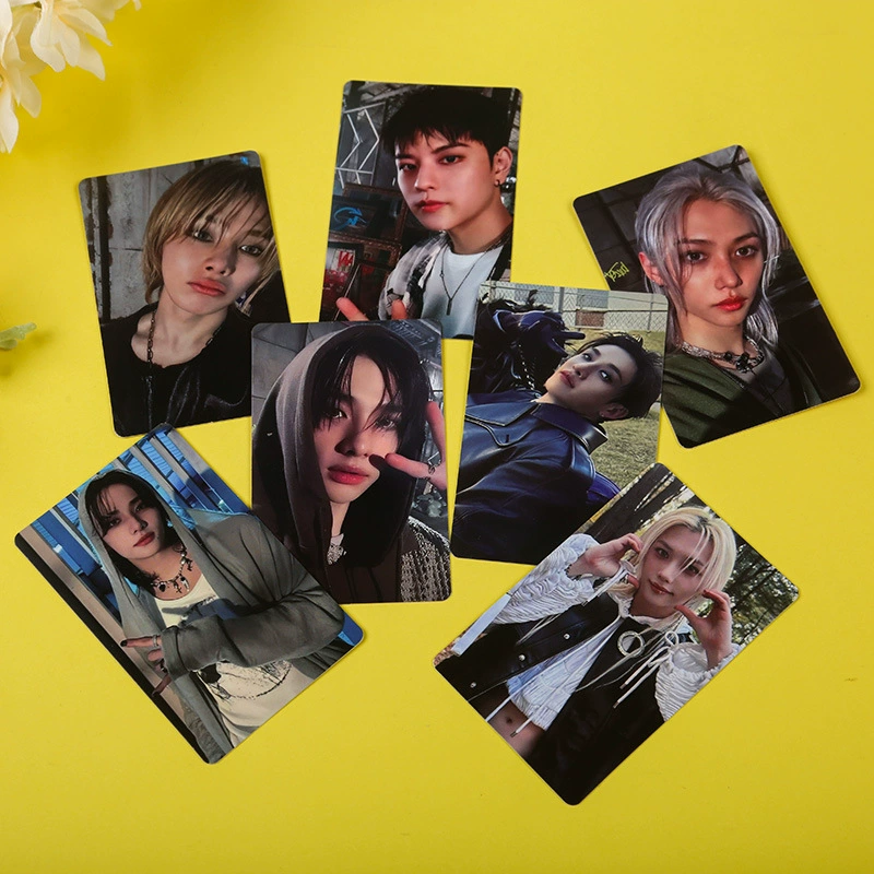 Коллекционные фотокарты (STRAY KIDS) HOP SR Special, 5.4×8.6 см, случайная одна карта