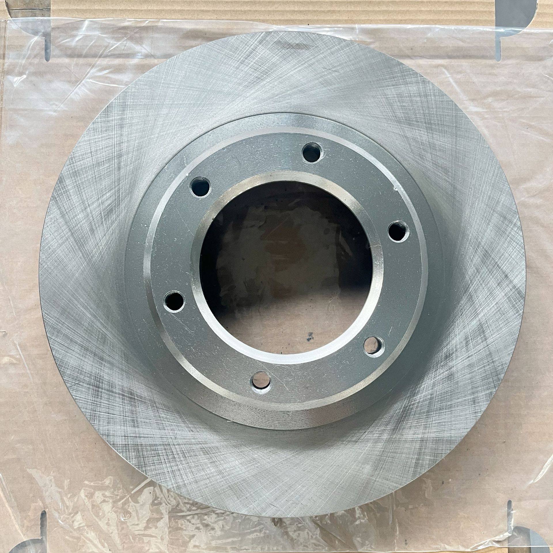 Rongshun Brake Discs is a professional manufacturer of brake discs and brake drums, offering customized OEM services for various vehicle models